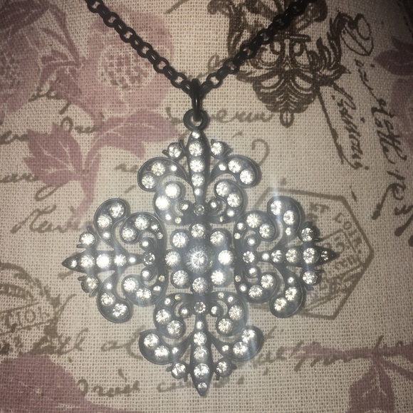 SOLD IN BUNDLE BETSEY JOHNSON FLORAL DRESS - Picture 7 of 7